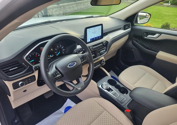 Ford Kuga cena 81900 przebieg: 28000, rok produkcji 2021 z Tarnów małe 562